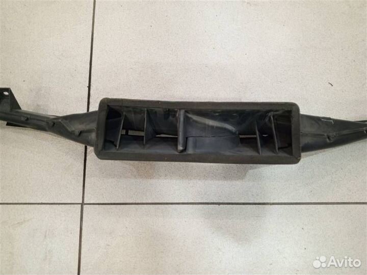 Воздуховод торпедо большой Mitsubishi Pajero iO 1