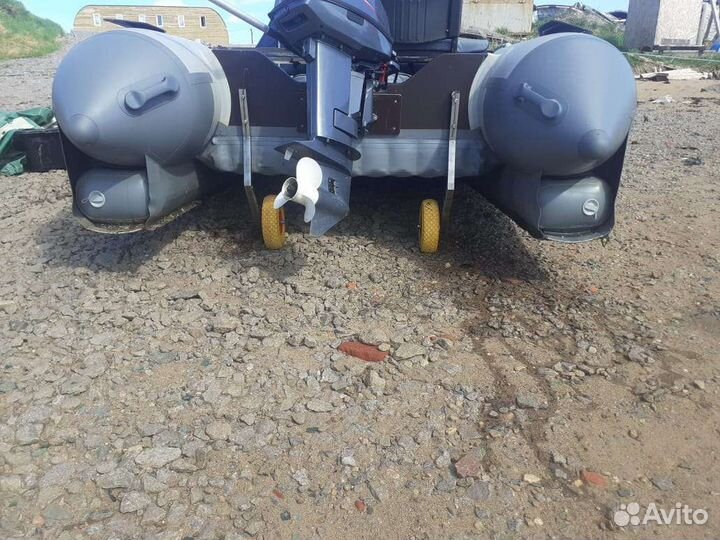 Лодка Флагман