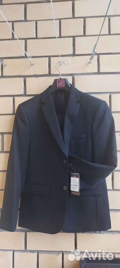 Новый с бирками костюм Boston 158 черный