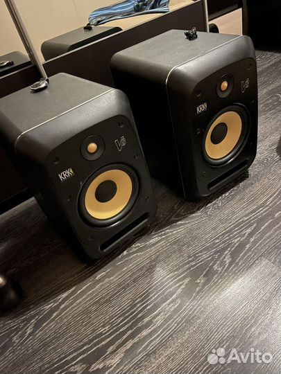 Krk v8s4