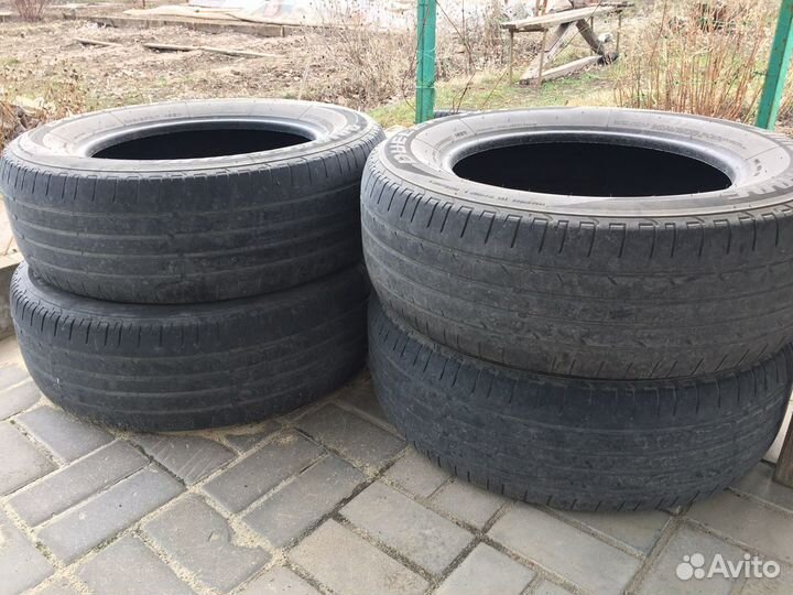 Bridgestone Dueler H/P 235/65 R17