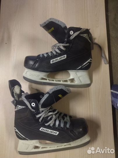 Хоккейные коньки bauer s140
