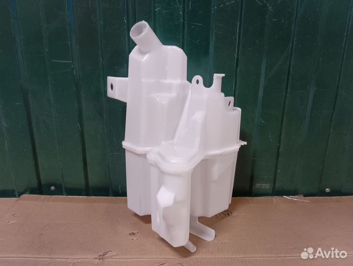 Бачок стеклоомывателя Toyota RAV4 5 ха50 2019