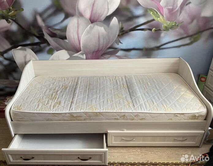 Диван кровать бу