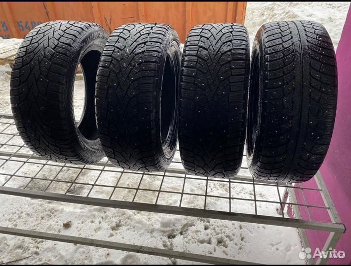 Gislaved NordFrost 100 215/55 R16 97T