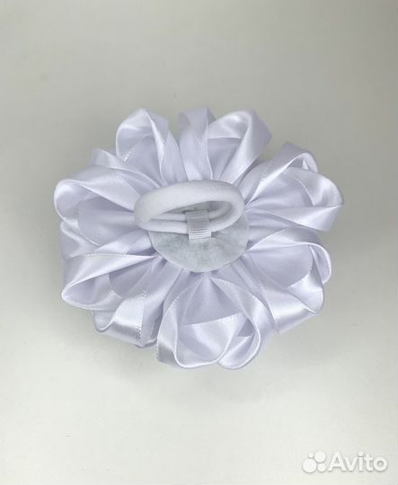 Бантики для волос белые