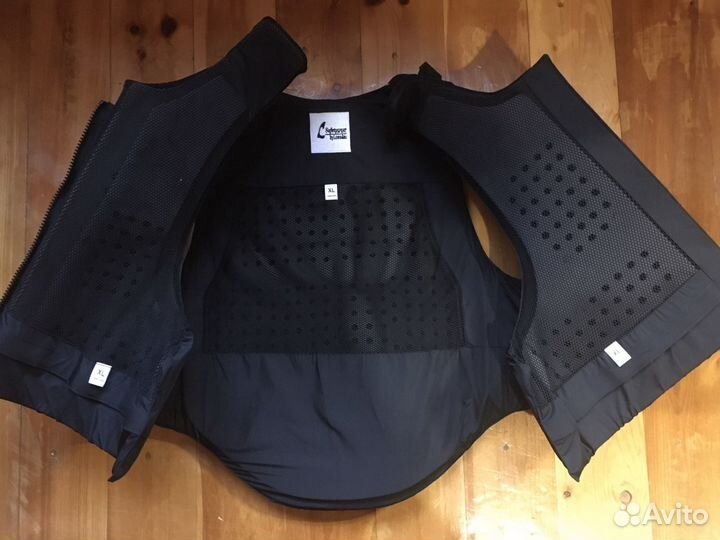 Жилет защитный для взрослых SafetySport by Loesdau