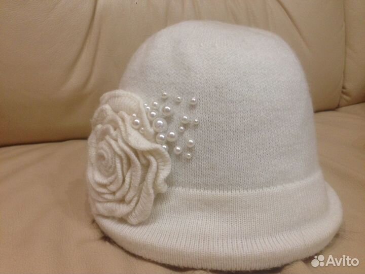 Головные уборы женские