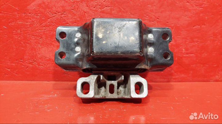 Опора (подушка) двигателя Volkswagen Touran BKC