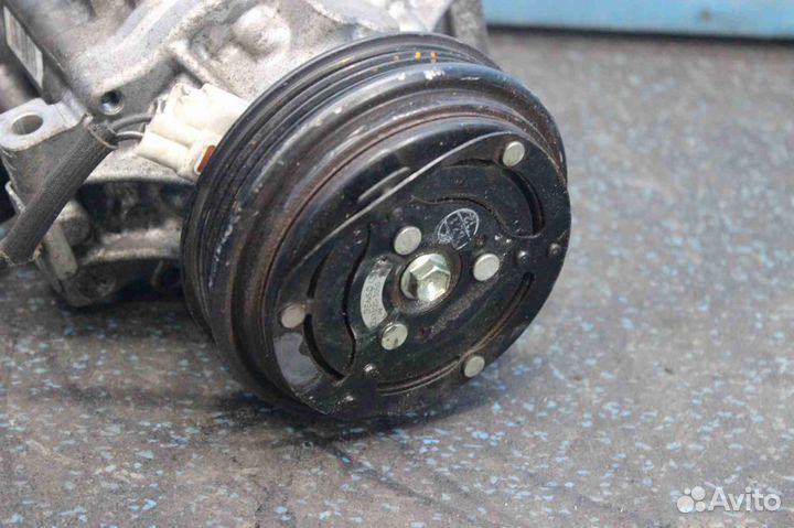 Компрессор кондиционера Toyota Vitz (Тойота Витс)