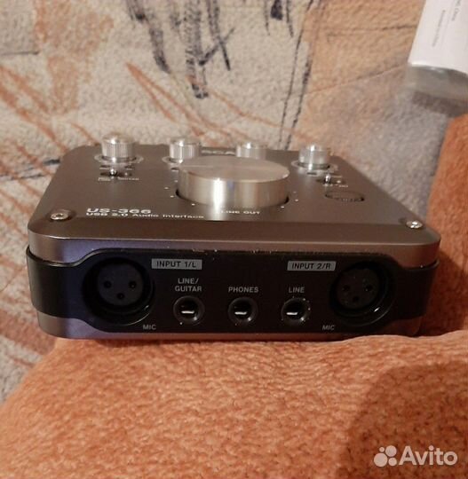 Tascam US-366