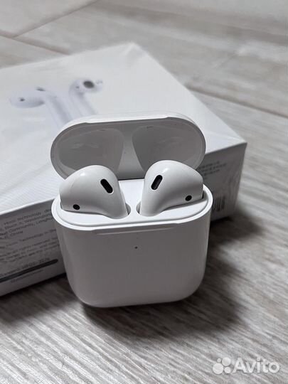 Наушники беспроводные Hoco Новые AirPods аналог