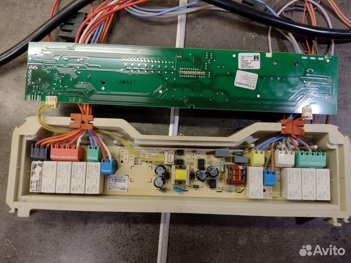 Панель варочной панели electrolux ehs60210p