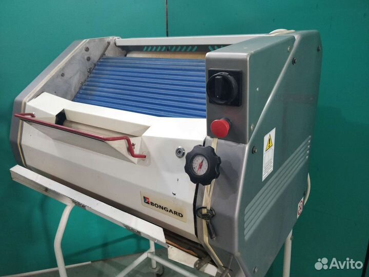 Тестоформовочная машина bongard Major Manu