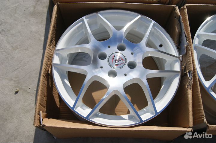 Абсолютно новые диски NZ R15 4x98