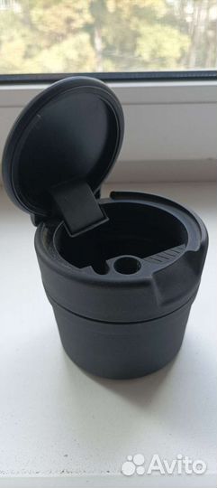 Пепельницы VAG 6R0858377 и 5N0858377