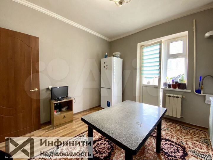 1-к. квартира, 43 м², 8/10 эт.