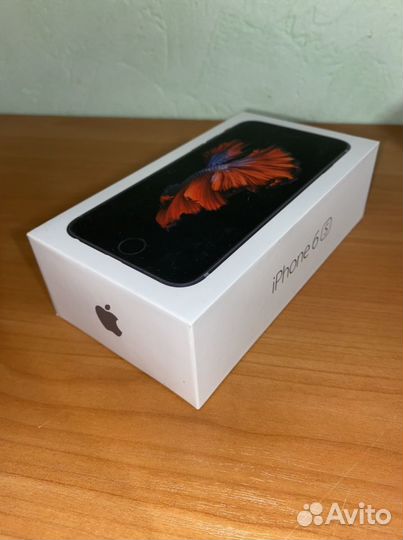 Коробка для iPhone 6S