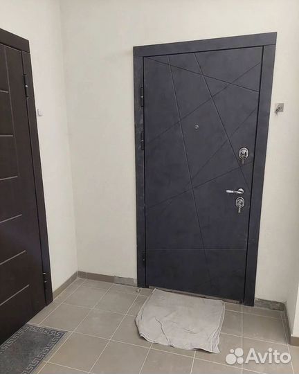 Дверь новая входная мателлическая с терморазрывом