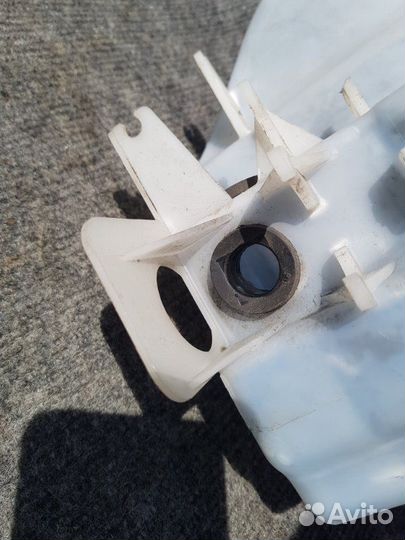 Бачок омывателя Kia Sportage SL 1.6 G4FD 2014