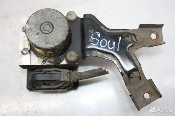 Блок ABS (насос) Kia Soul II (2012—2019)