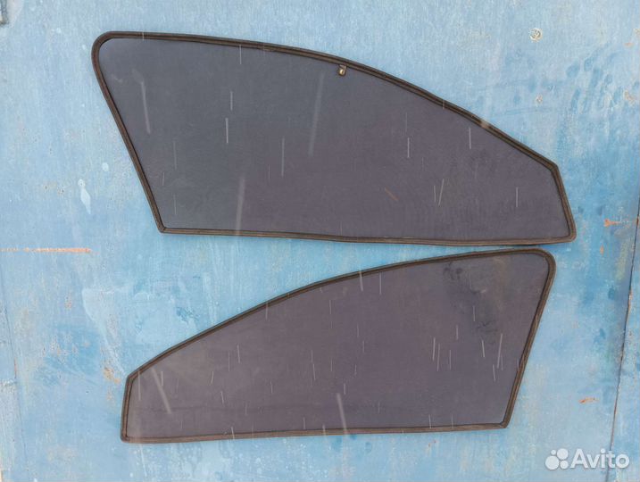 Шторка передней двери Джетта