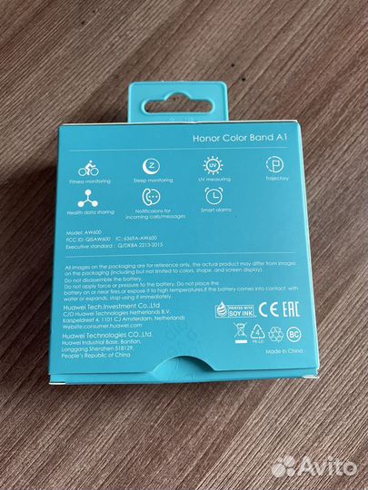 Фитнес-трекер honor Color Band A1