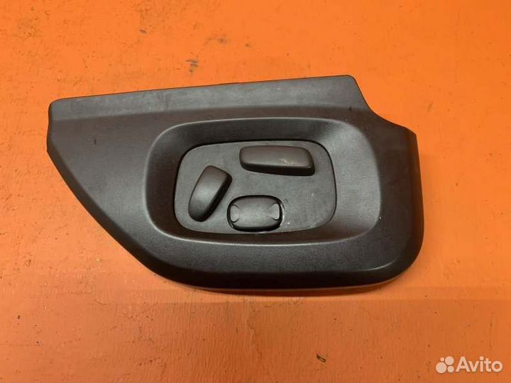 Блок управления сиденьем передний левый Land Rover