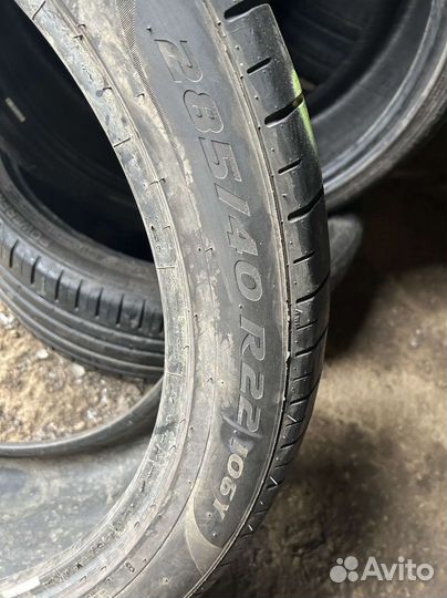 Pirelli P Zero PZ4 285/40 R22