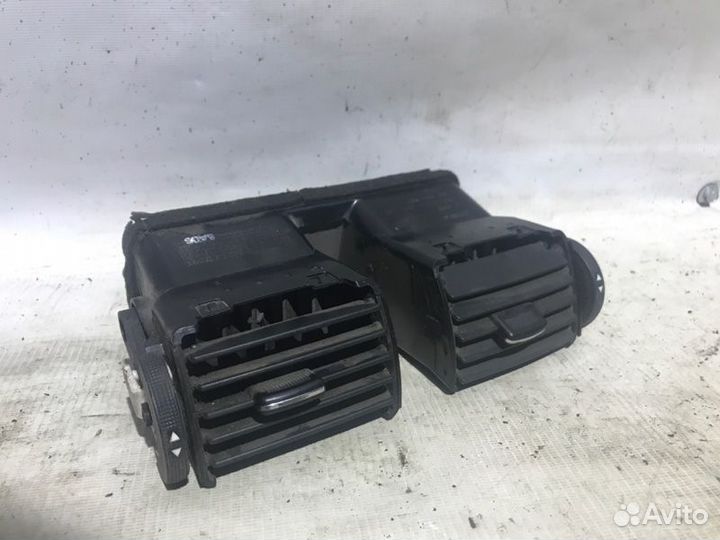 Дефлектор в торпеду Chevrolet Lacetti седан 1.6