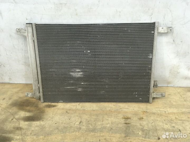 Радиатор кондиционера Volkswagen Tiguan 2 2016