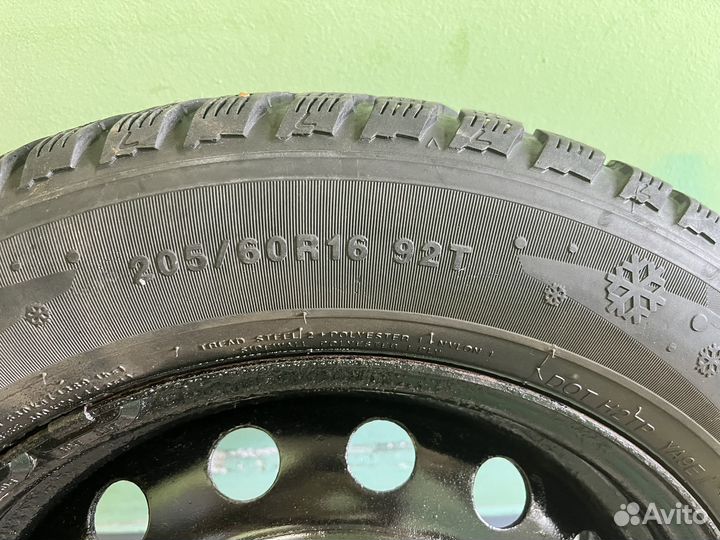 Kumho I'Zen KW22 205/60 R16 92T