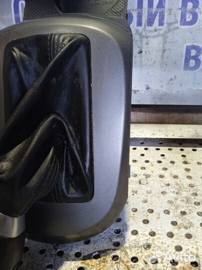 Рамка селектора АКПП Kia Rio 3