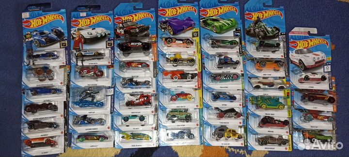 Машинки Hot Wheels