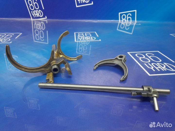 Вилка включения кпп Ford Focus CB4 hxdb 2007