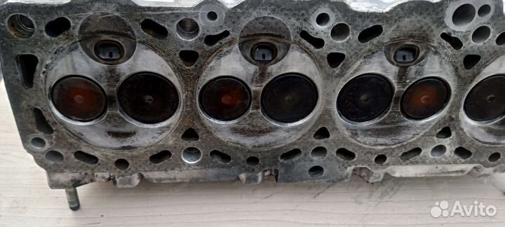 Головка блока цилиндров nissan CD17, CD20