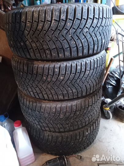 Michelin X-Crane AT 255/55 R18