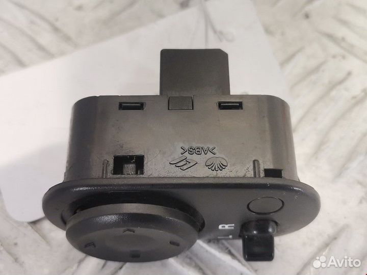 Кнопка (выключатель) Chevrolet Nubira 2007