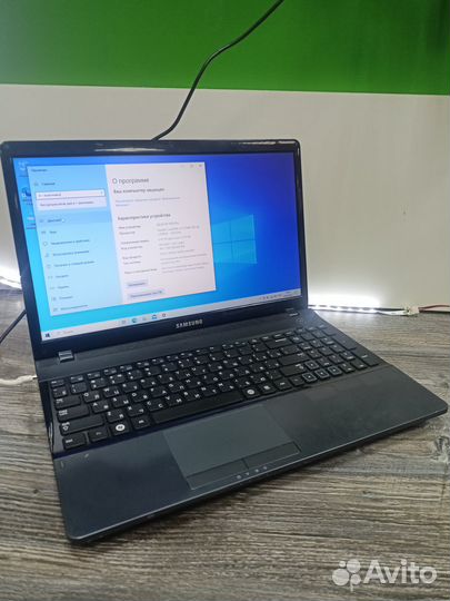 Ноутбук Samsung NP300E5C-U06 на Intel core i5