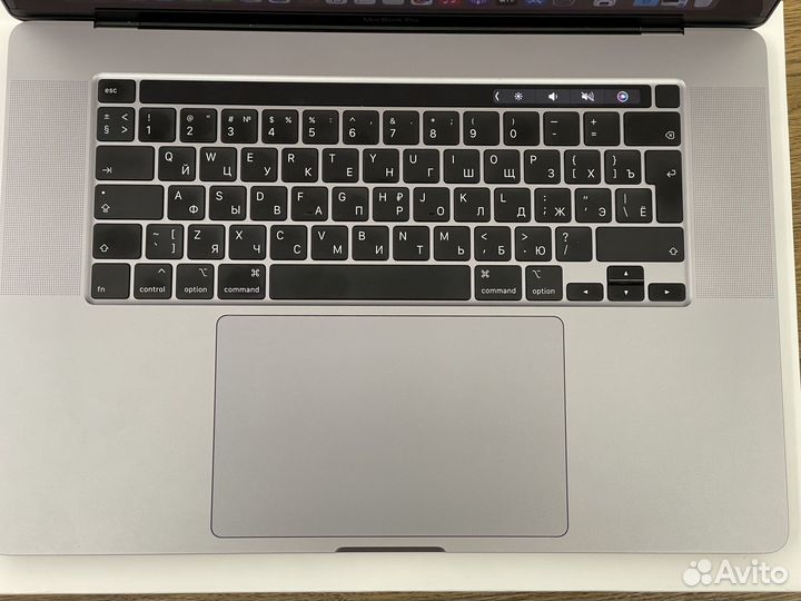 MacBook Pro 16