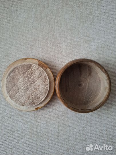 Деревянная шкатулка для украшений