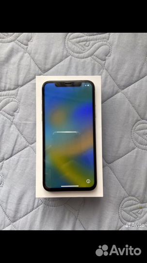 iPhone X, 256 ГБ
