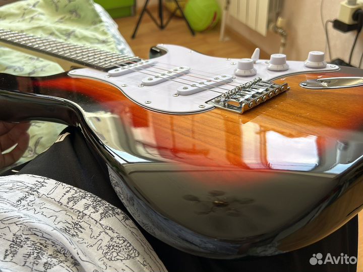 Электрогитара Rocket (все струны)