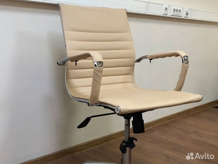 Компьютерное кресло urban