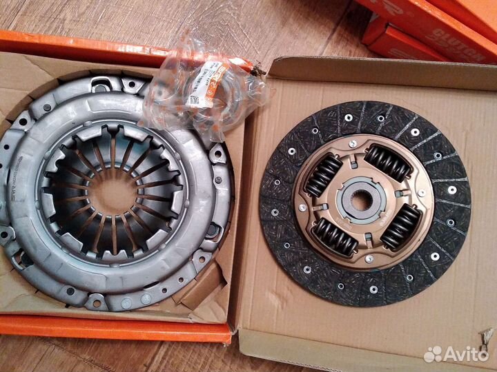 Сцепление Нексия 1.6 Корзина диск выжимной