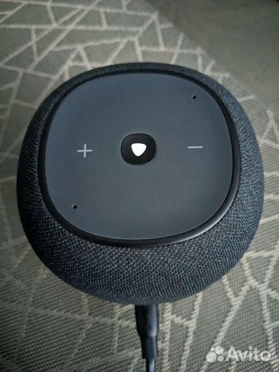 Колонка JBL link music с Алисой