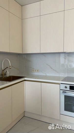 Кухонный гарнитур, кухни на заказ