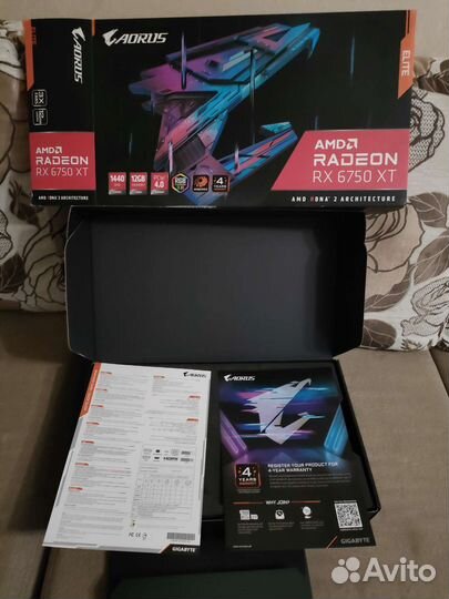 Видеокарта gigabyte AMD Radeon RX 6750 aorus XT