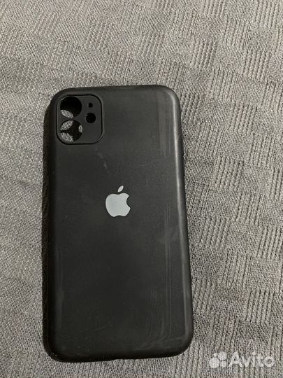Чехол на iPhone 11