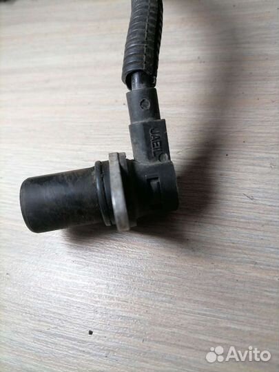 Датчик коленвала Kia Spectra